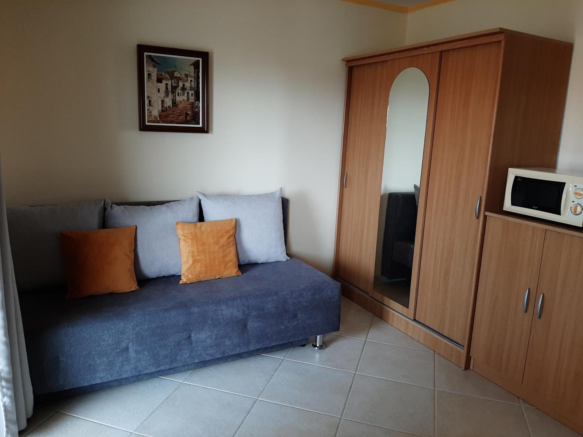 Madach Apartman Heviz Luaran gambar