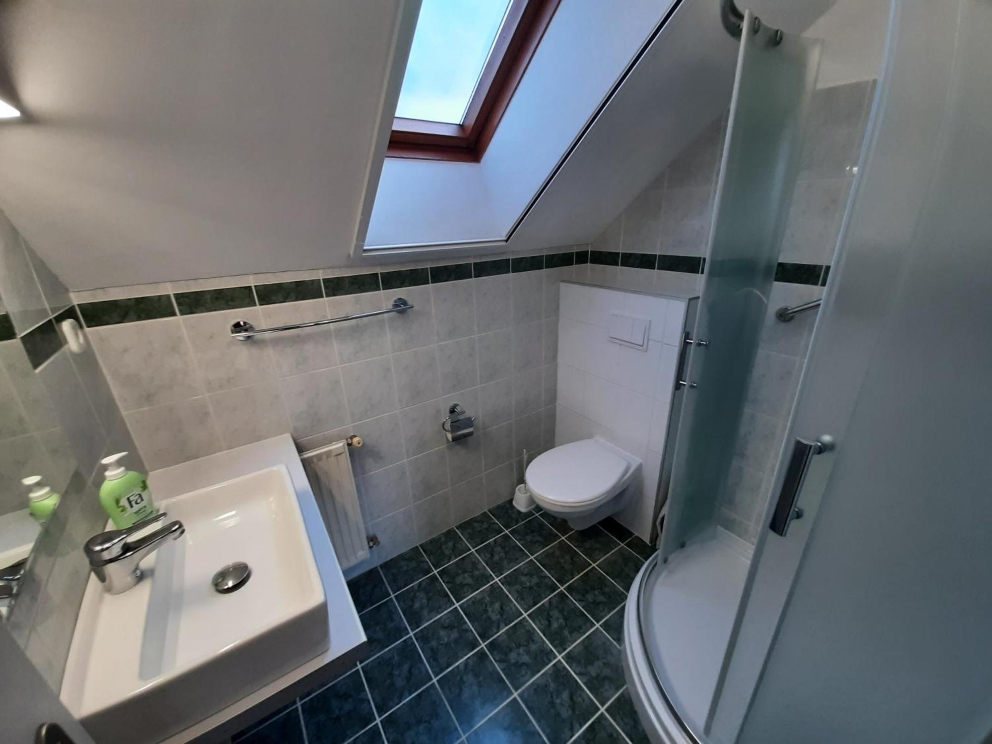 Madach Apartman Heviz Luaran gambar